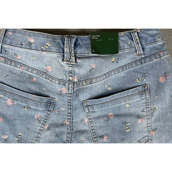 Wild Fable Blue Denim High Rise Jean Shorts with Flowers NWT Size 2 - Picture 7 of 8